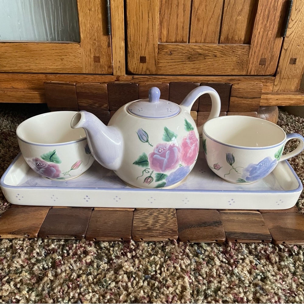 Vintage Herman Dodge & Sons Four Piece White And Lavender Floral Teaset Thailand
